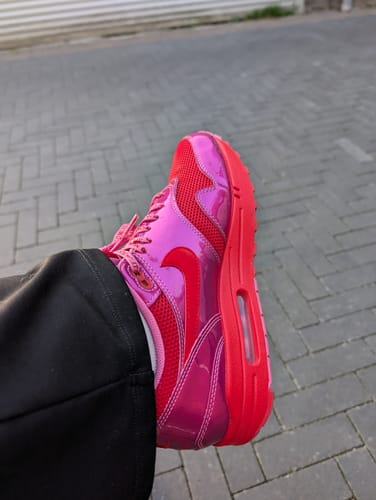 Customer photo review of Nike Air Max 1 Valentine’s Day Playful Pink - 2025