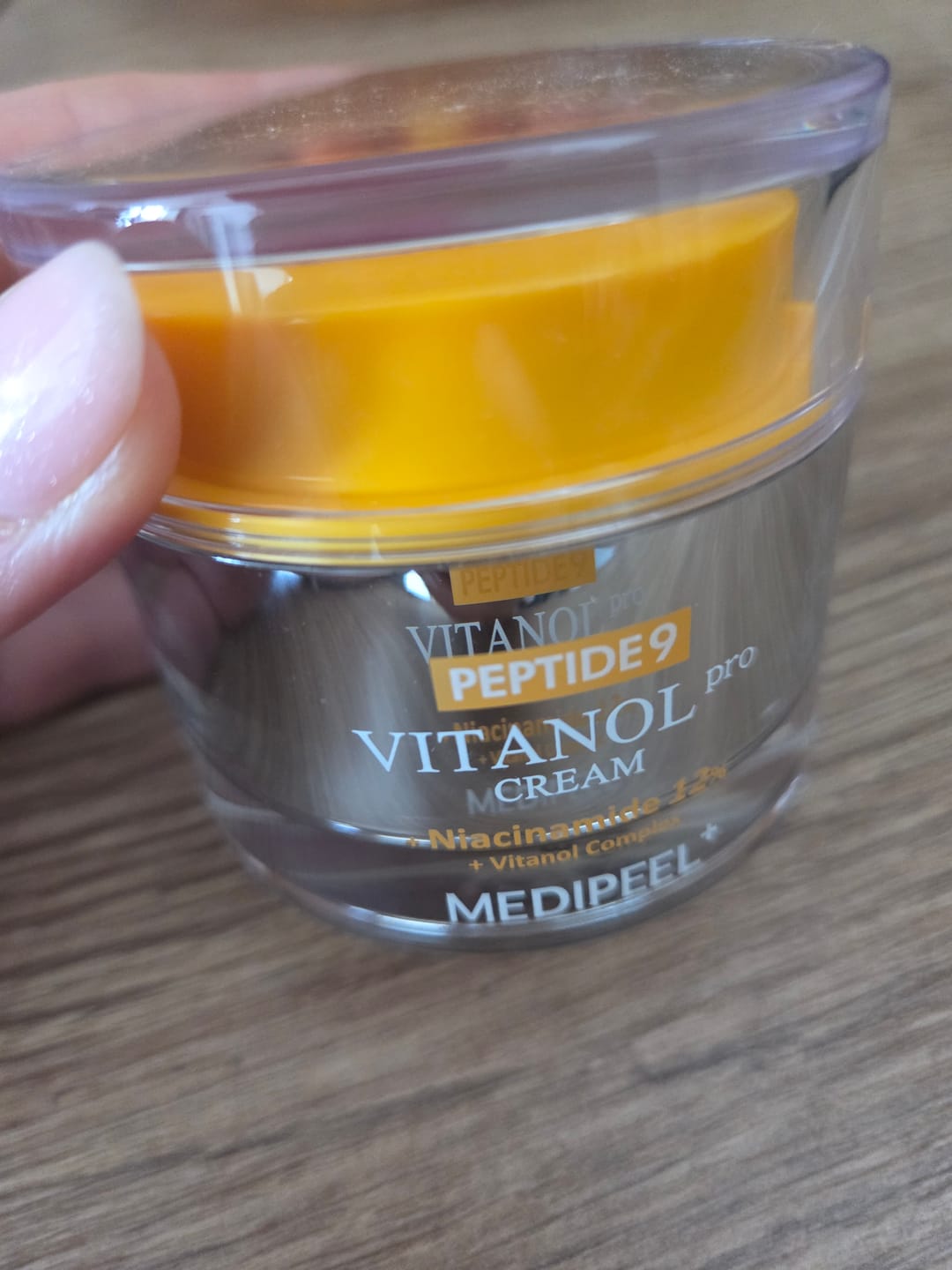 Customer photo review of Liftinga krēms ar peptīdiem un 12% niacinamīdu MEDI-PEEL Peptide 9 Vitanol PRO Cream