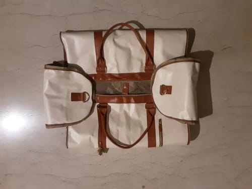 Customer photo review of 1pc Foldable Women's Travel Convenient Carry-on Clothing Bag Large PU Leather Duffel Bag Women's Business Travel Bag