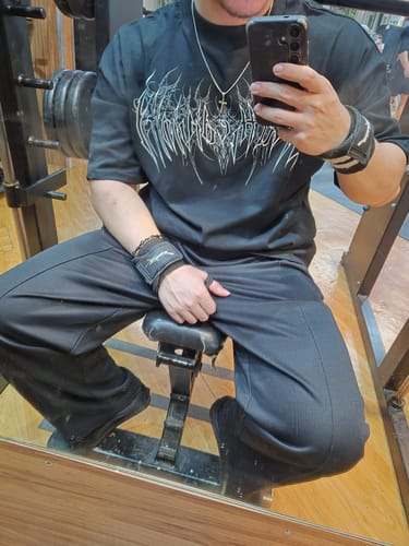 Customer photo review of Forgotten Soul Oversized T-shirt [VOID BLACK]