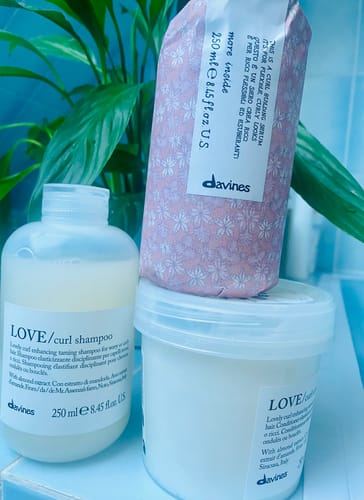 Avis photo d'un client sur Routine Cheveux Bouclés