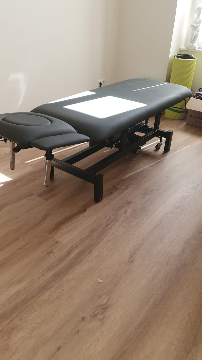 Customer photo review of Massageliege Elektrisch Fortis 4 Ergo | 4-Segmente