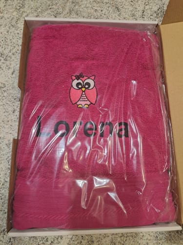 Customer photo review of Personalisiertes Kinder Handtuch mit Namen und Motiv bestickt