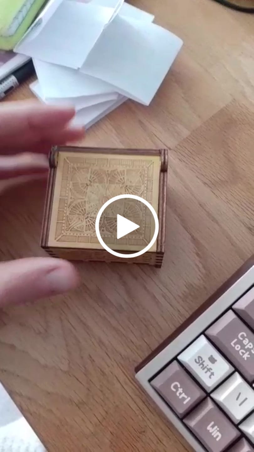 Customer video review of *NEW* Custom Wind-up Music Box - Any song or tune