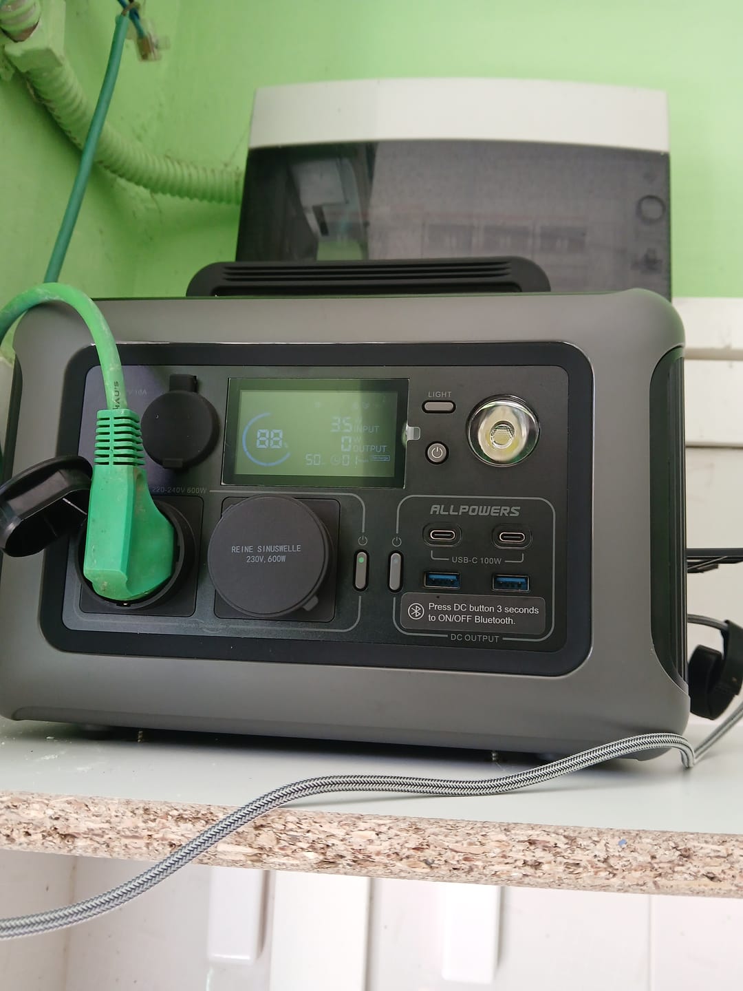 Customer photo review of ALLPOWERS R600 Power Station Portatile 600W 299Wh Batteria LiFeP04