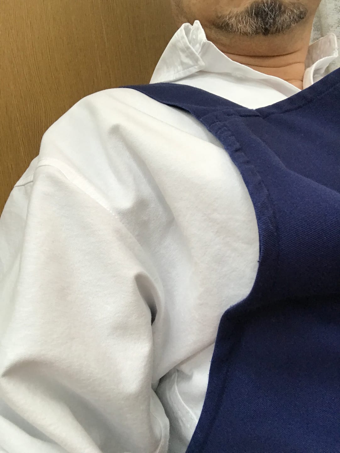 Customer photo review of Cleanfit　赤ヒモ付き　刺繍入りオックスフォード長袖シャツ