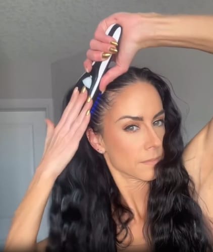 Customer photo review of Dermave™ 4 in 1 Therapy Brush