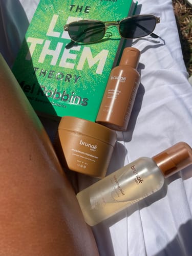 Customer photo review of Ultimate Tanning Bundle