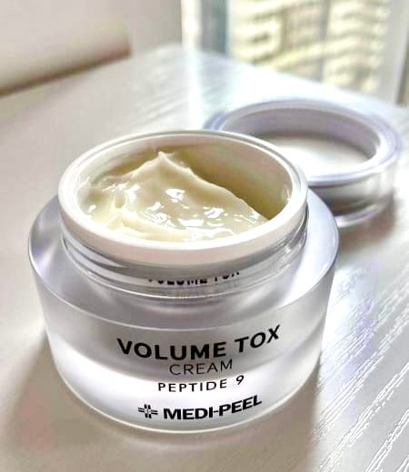 Customer photo review of Atjaunojošs krēms ar peptīdiem Medi-Peel Volume Tox Cream Peptide 9 Pro