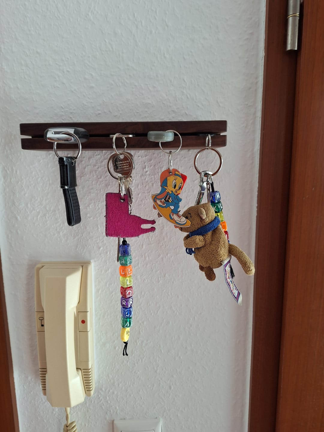 Customer photo review of Schlüsselbrett TALEA aus Holz