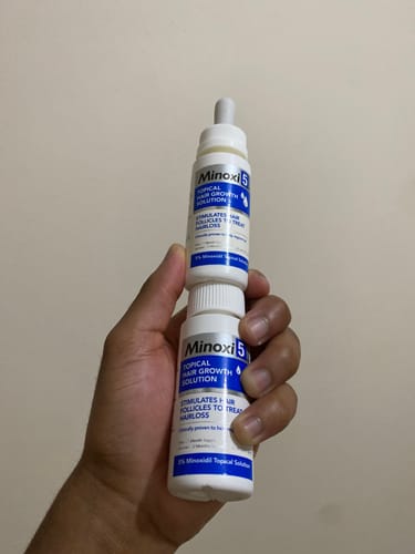 Customer photo review of Minoxi5 Minoxidil SOLUTION, 3 PACK