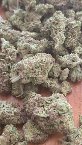 Customer photo review of Berry White THCA Flower Smalls