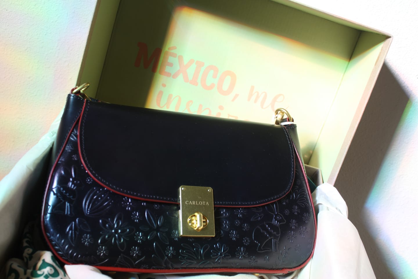 Customer photo review of Liebre Baguette Shoulder Bag - Black