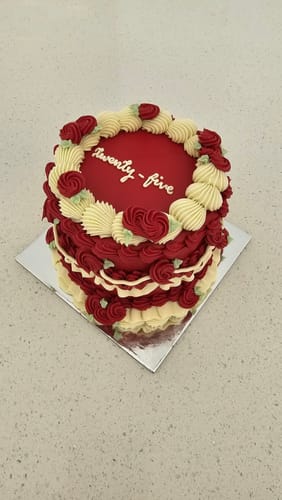 Customer photo review of mia mini cake