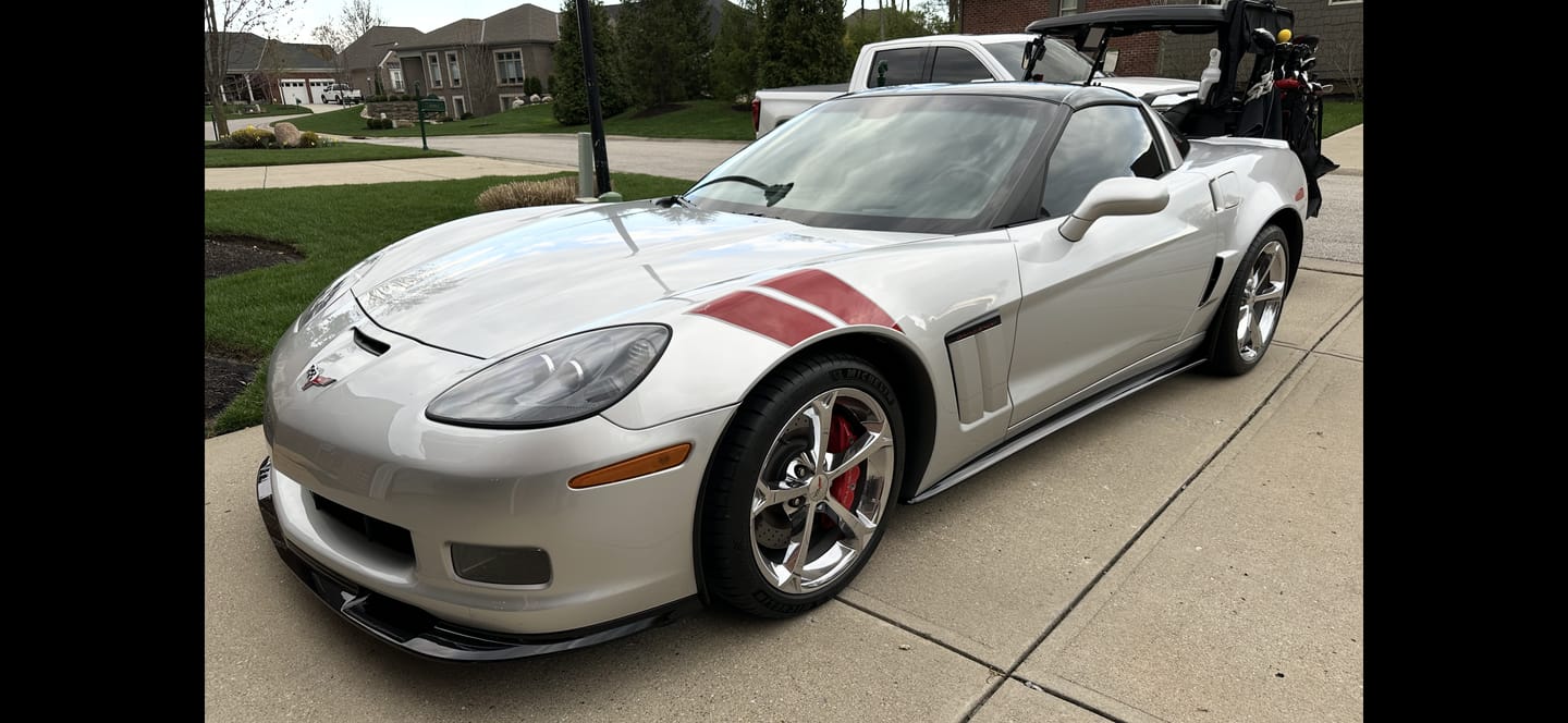Customer photo review of Corvette C6 Grand Sport / Z06 Front Splitter Lip & Side Skirts Rocker Panels