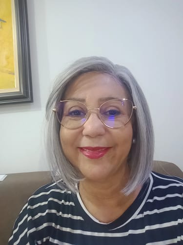 Customer photo review of Lace Front Babi Cinza Grisalha