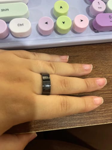 Customer photo review of RSR‑A09 Titanium Smart Ring
