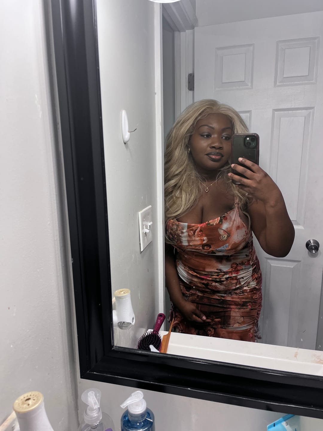 Customer photo review of Outre Perfect Hairline Glueless HD 13x6 Lace Front Wig - TAYON