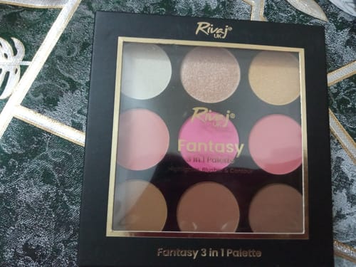 Customer photo review of Fantasy 3 In 1 Palette