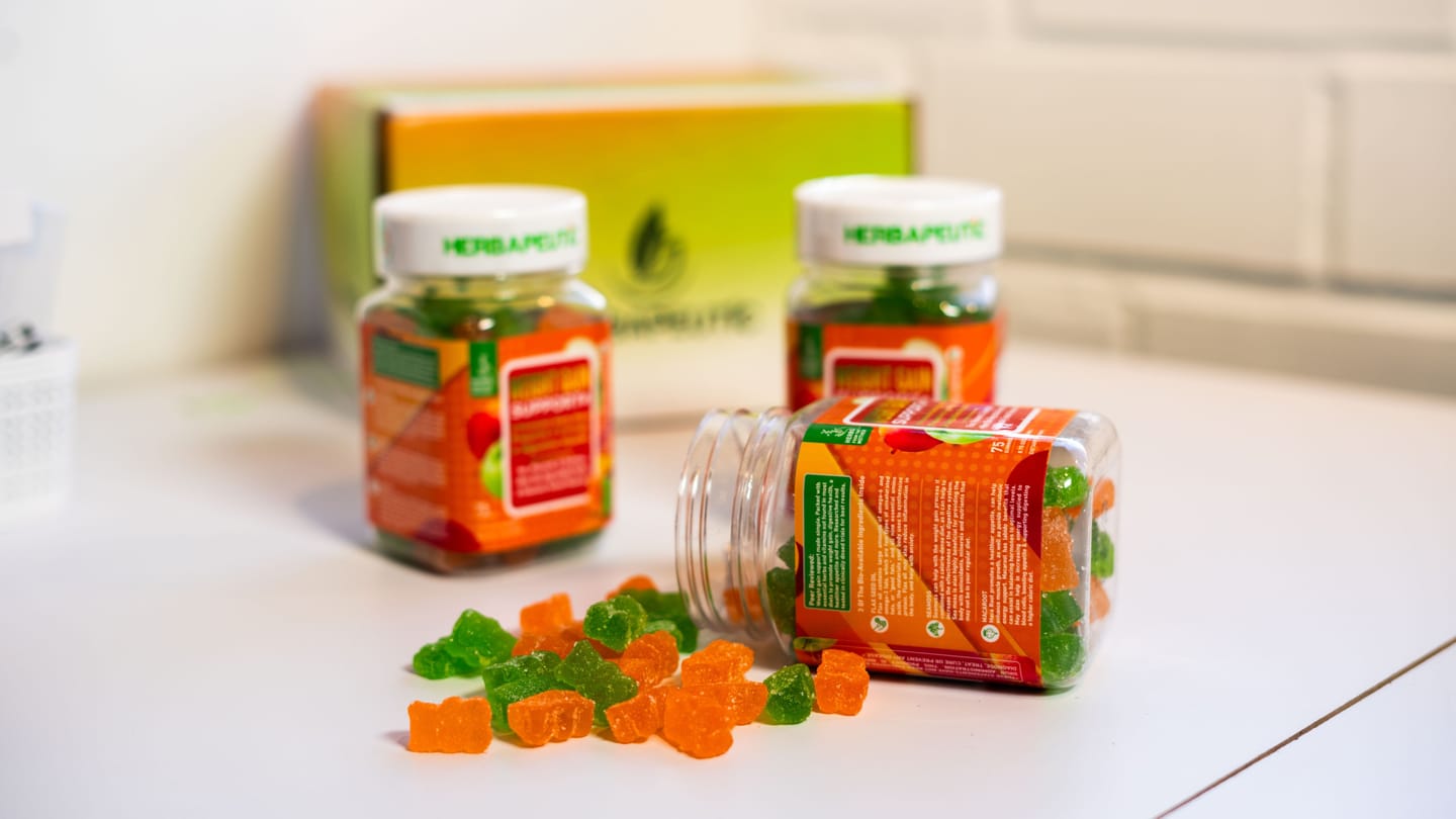 Customer photo review of Herbapeutic Weight Gain Gummies