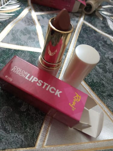 Customer photo review of Color Fusion Lipstick