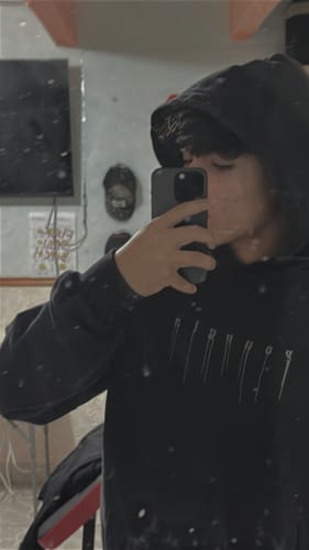 Customer photo review of DRIPPY SKULL HOODIES #551