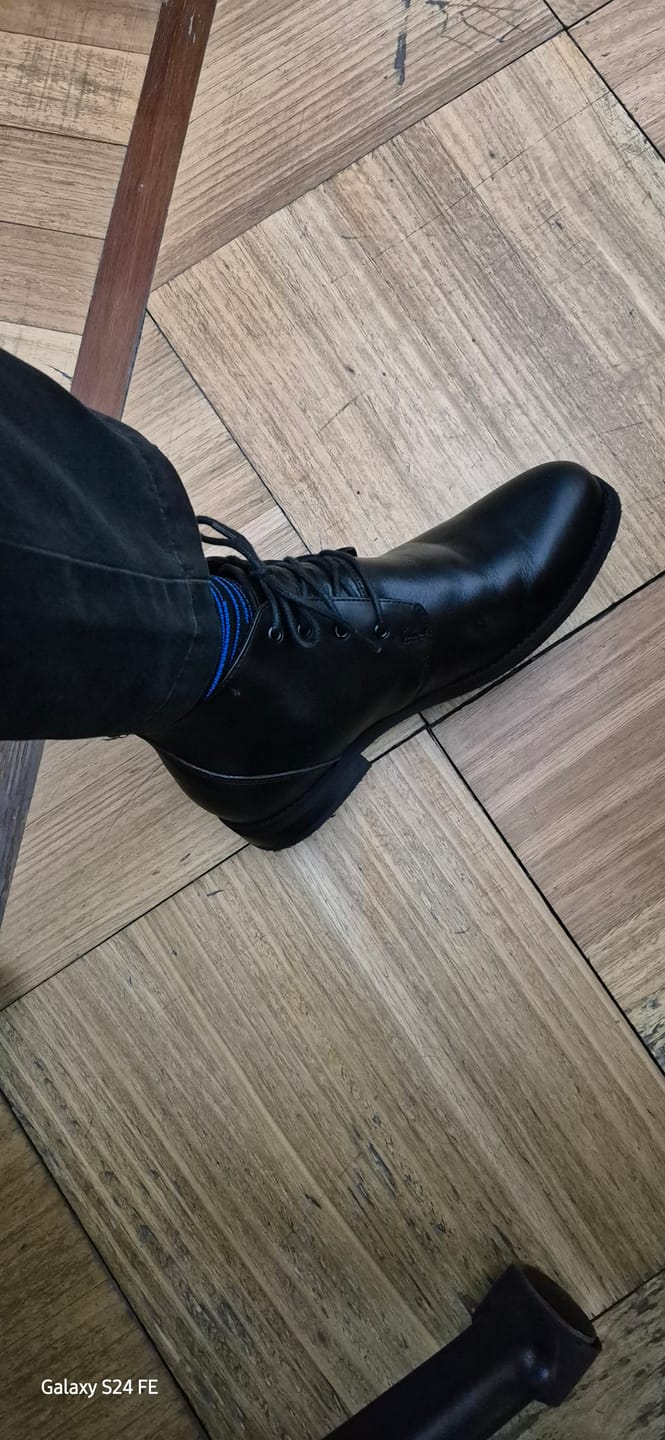 Customer photo review of Sanhattan Hombre Cromo