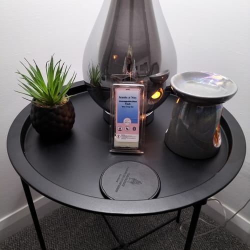 Customer photo review of Unstoppable Blue Fresh Wax Melt