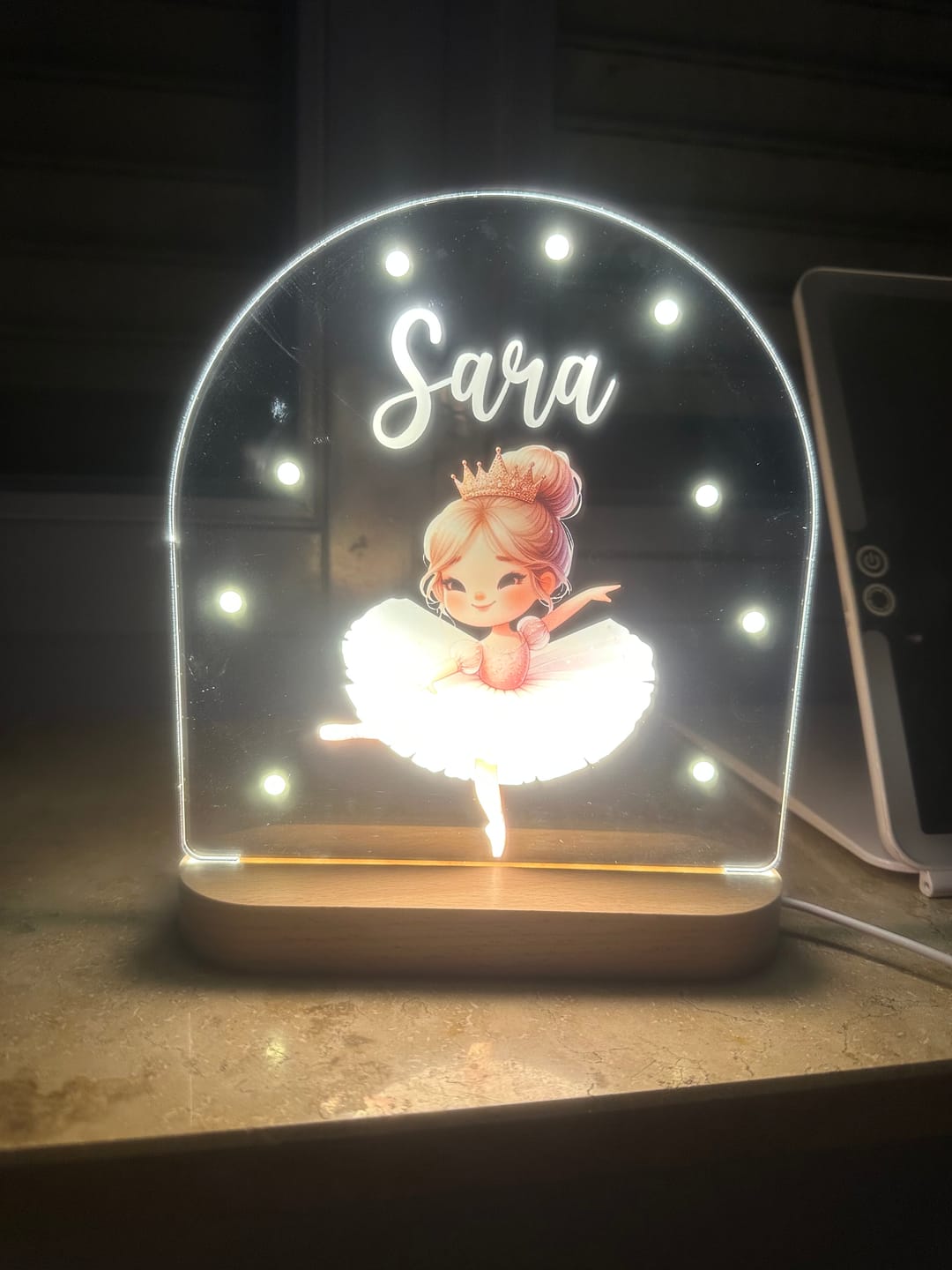 Customer photo review of Ballerina Nachtlicht mit eigenem Namen