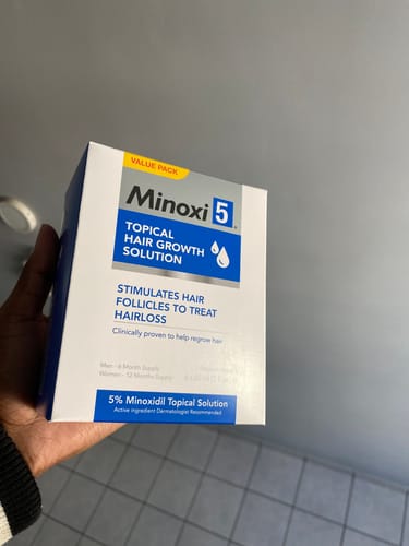 Customer photo review of Minoxi5 Minoxidil SOLUTION, 6 PACK
