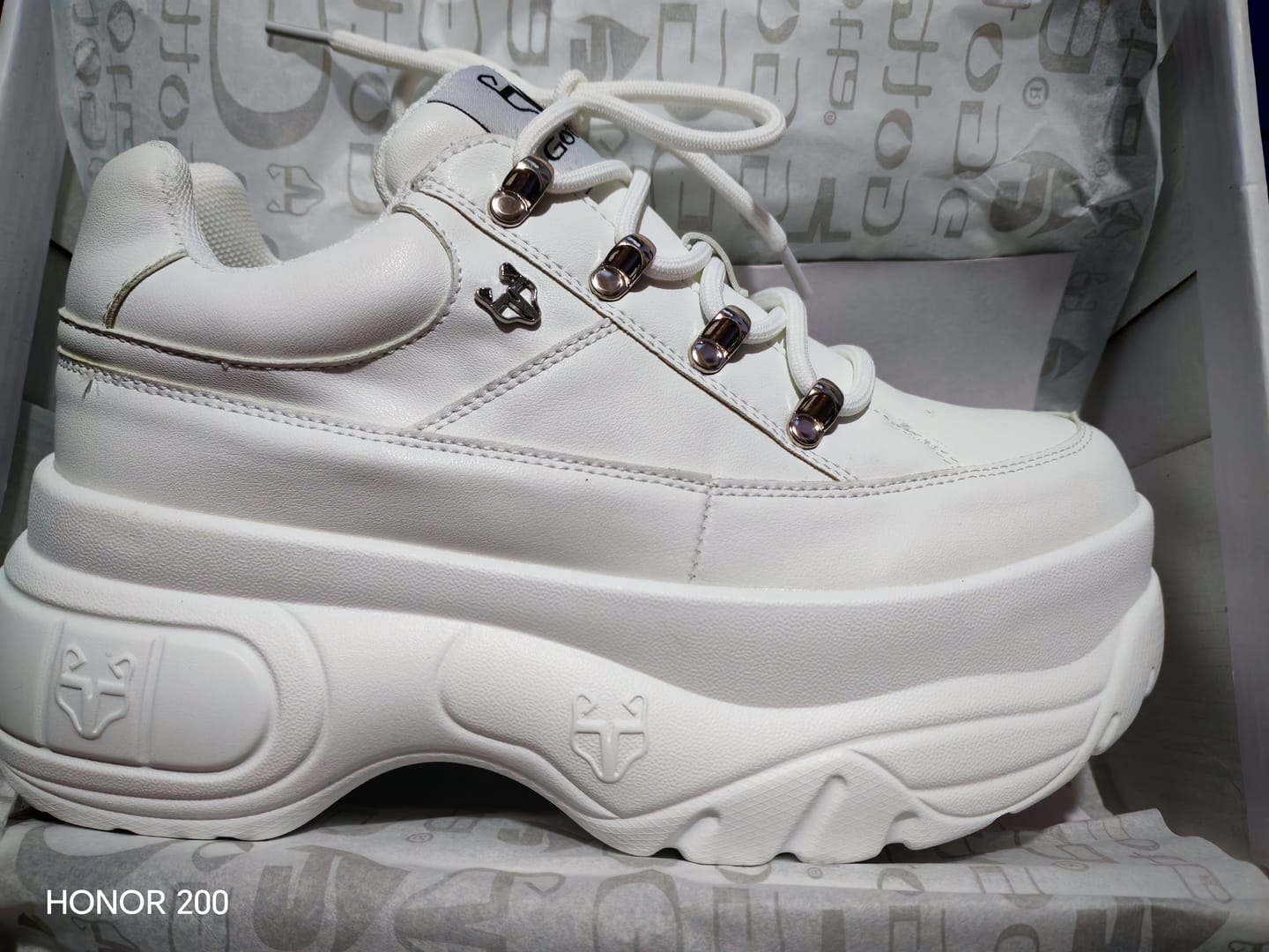 Customer photo review of Zapatilla Blanca Mujer 97249
