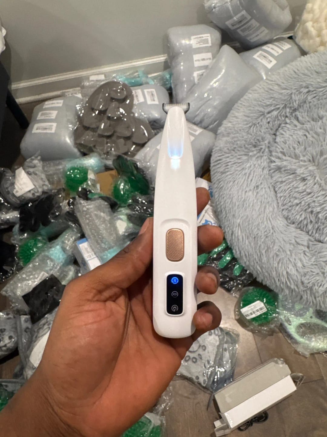 Customer photo review of Dog Paw Trimmer with LED Light