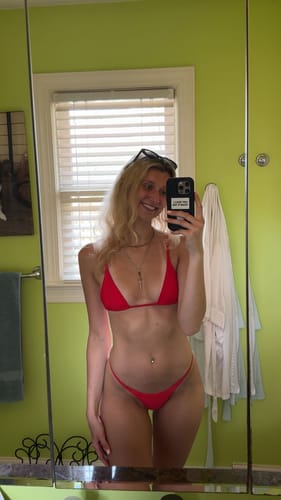 Customer photo review of Capri Bottom - Ember Red