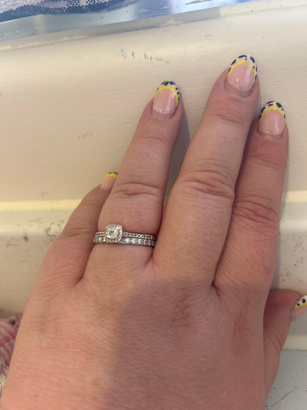 Customer photo review of White Gold 2mm Full Glitz Ring