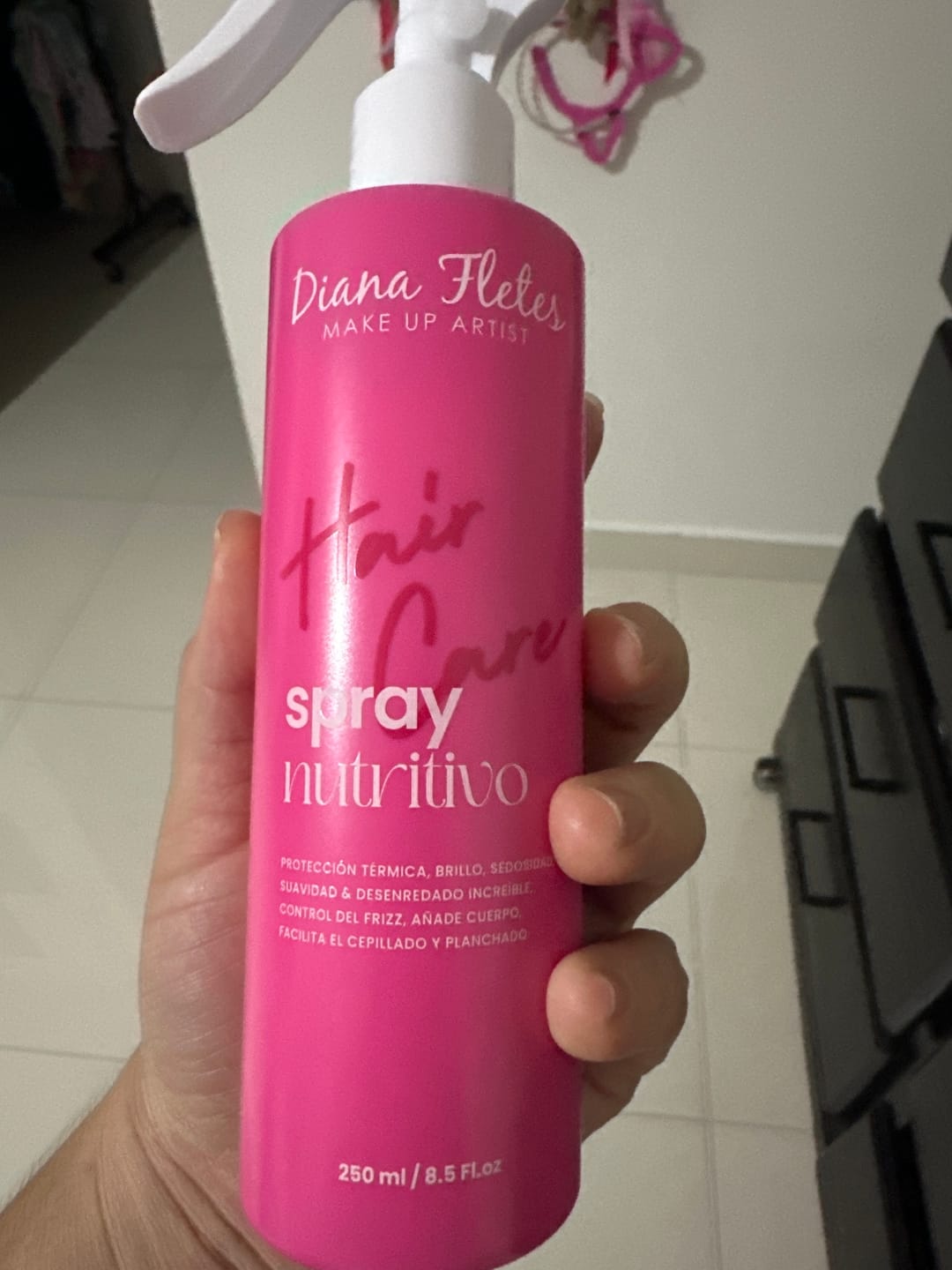 Customer photo review of Spray Nutritivo Con Protector De Calor Diana Fletes