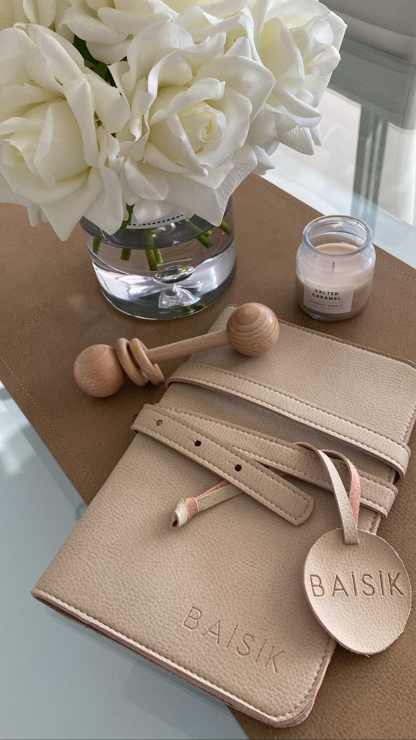 Customer photo review of NAPPY WALLET | NATURAL