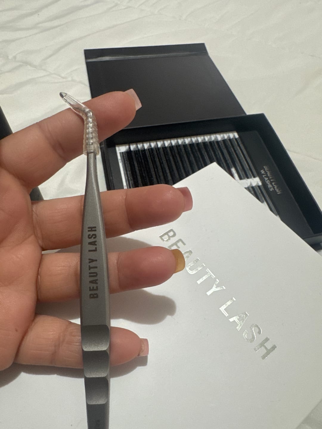 Customer photo review of Pinzas Volumen Nº 01 | de Beauty Lash