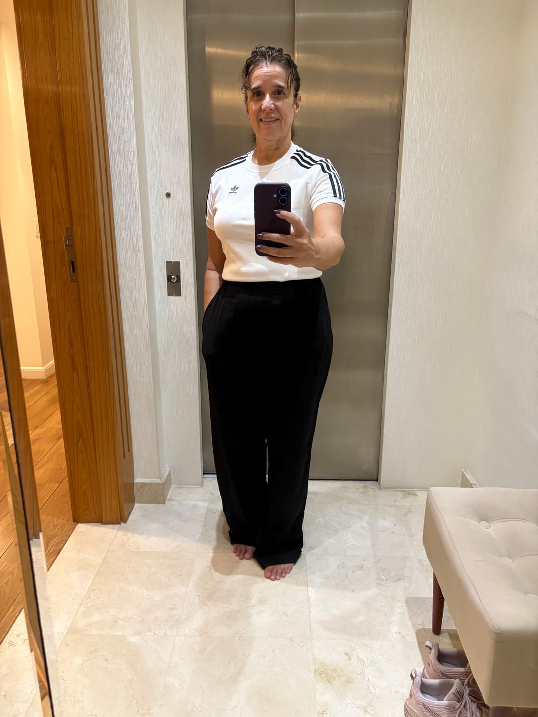 Customer photo review of Calça Reta Petúnia Preta