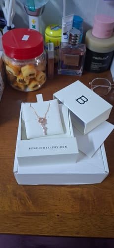 Customer photo review of Isabella Rose Necklace