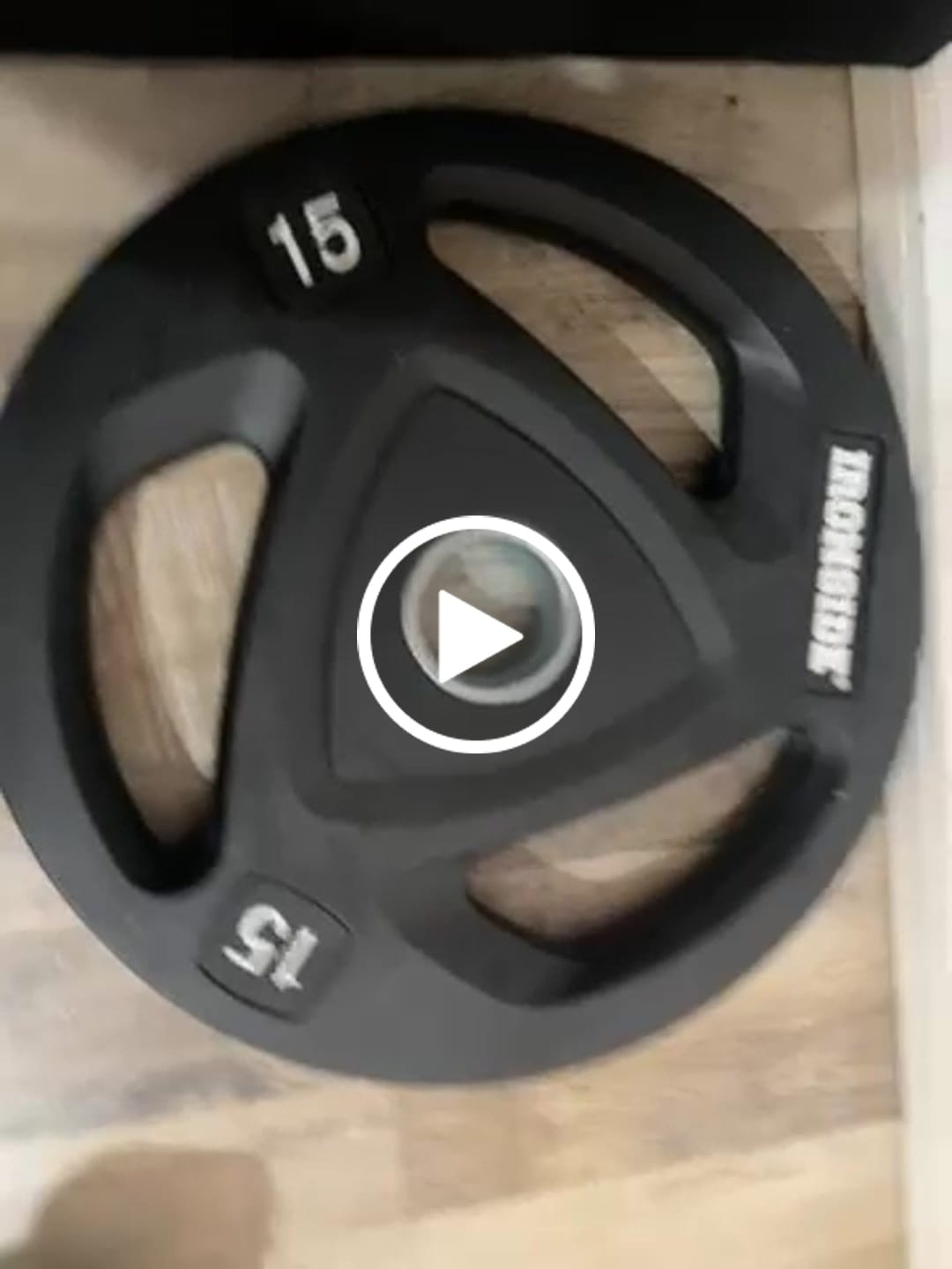 Customer video review of Discos de 3 Agarres IRONSIDE (2.5 a 20 kg)