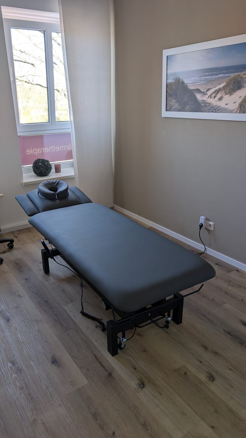 Customer photo review of Massageliege Elektrisch Fortis 4 Ergo | 4-Segmente