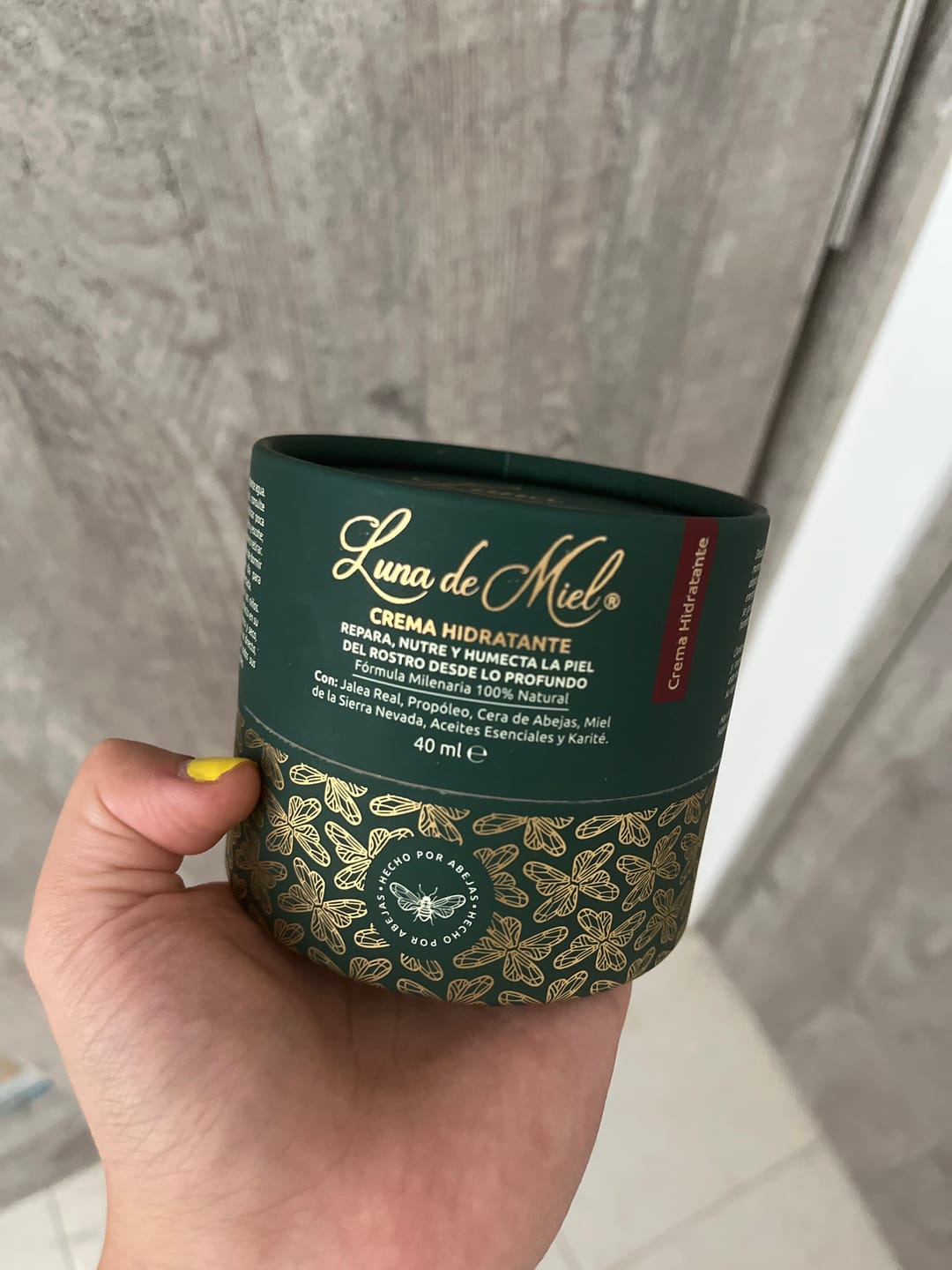 Customer photo review of Crema Facial Luna de Miel