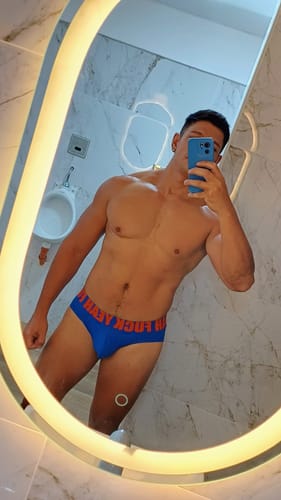Customer photo review of ACTIVE PUSH UP BRIEF