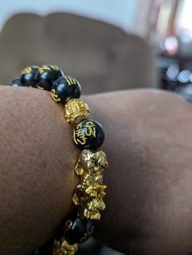 Customer photo review of Feng Shui Black Obsidian Wealth Bracelet