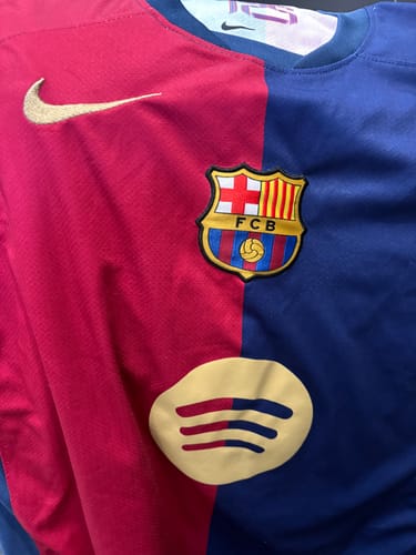 Customer photo review of Barcelona Local - 24/25