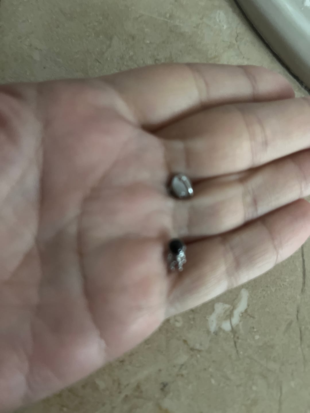 Customer photo review of Aretes Astronauta y Luna