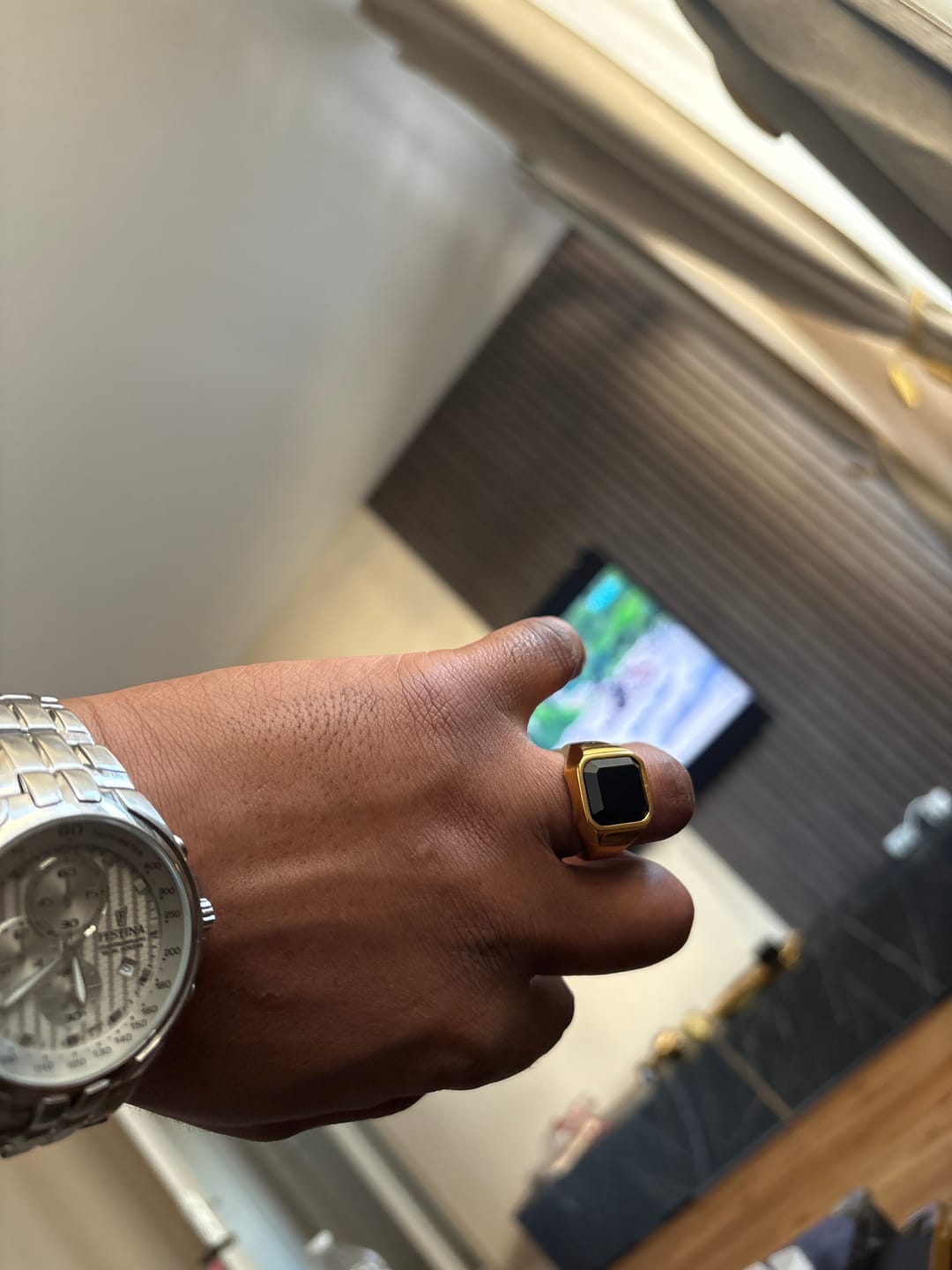 Customer photo review of Royal Signet Ring (Gold)