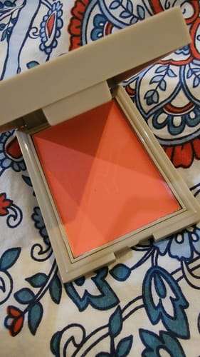 Customer photo review of A FLUSH OF COLOUR CREAM BLUSH