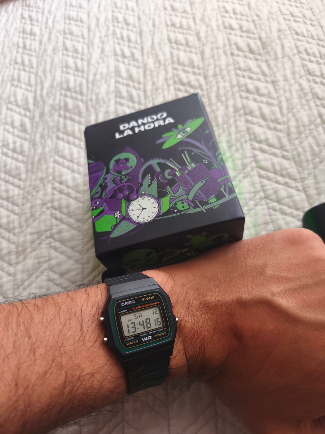 Customer photo review of Reloj Casio Vintage F-91W-3DG Clásico Líneas Verdes
