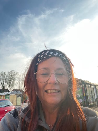 Customer photo review of The Headband Wig Perfect Wave